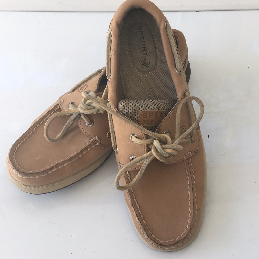Sperry Topsiders